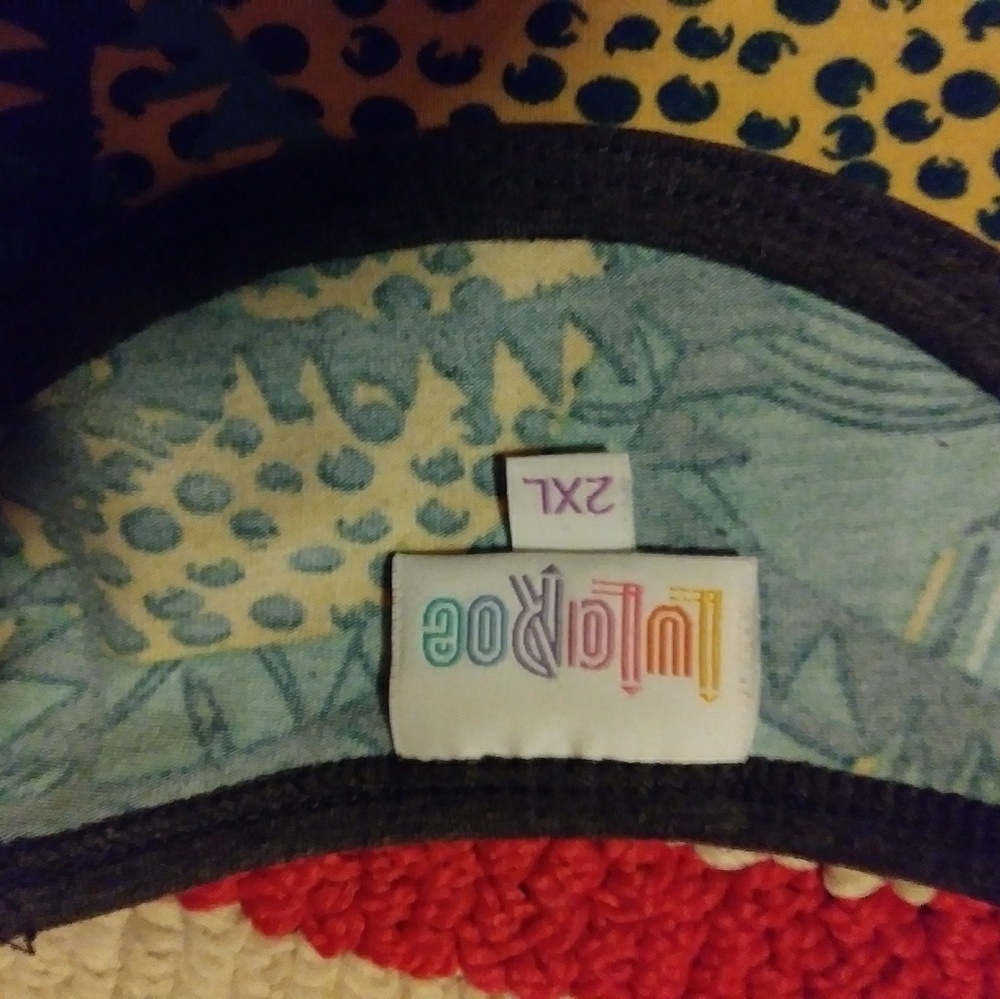 NWOT Lularoe Randy - Picture 2 of 4